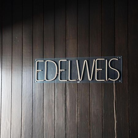 Edelweiss House - Parking Y Wifi Gratis Lägenhet Sierra Nevada Exteriör bild
